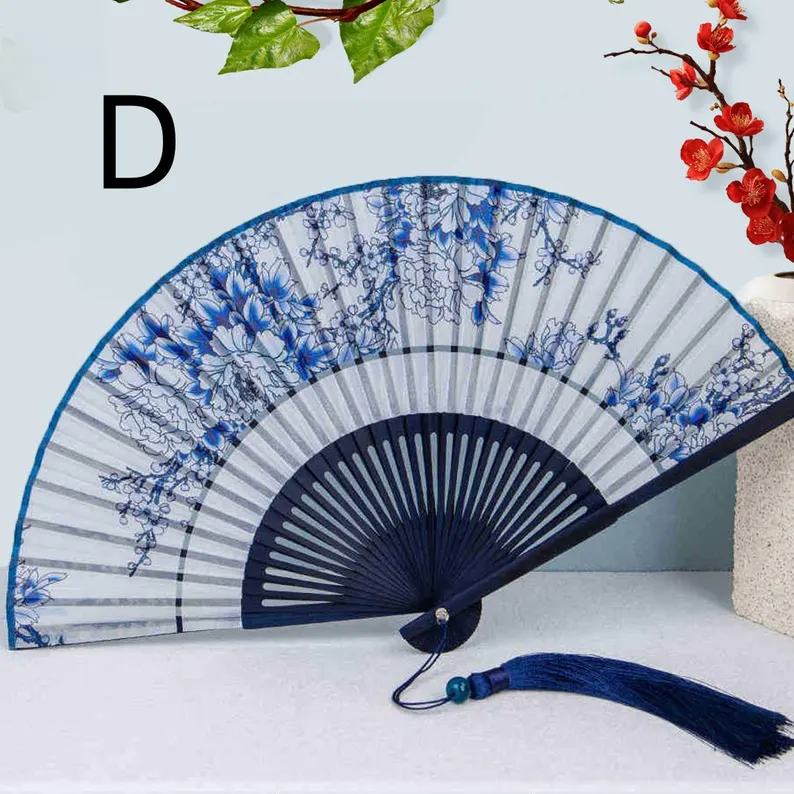 Blue and white peony patterned folding fan - Image 4